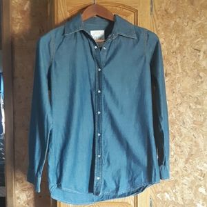 IZOD blue denim snap up shirt womens petite small.